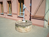 studna bez jména (15845)