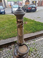 zdroj bez jména