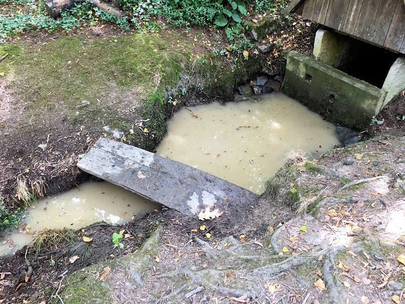 Oprava studánky U pána Krista